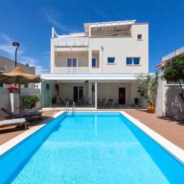 Dimora Nesea, hotel v destinaci Cozze