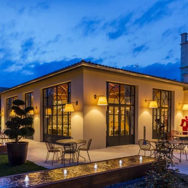 Hotel Clos Castel Villas Spa, hotel v destinaci Casteljaloux