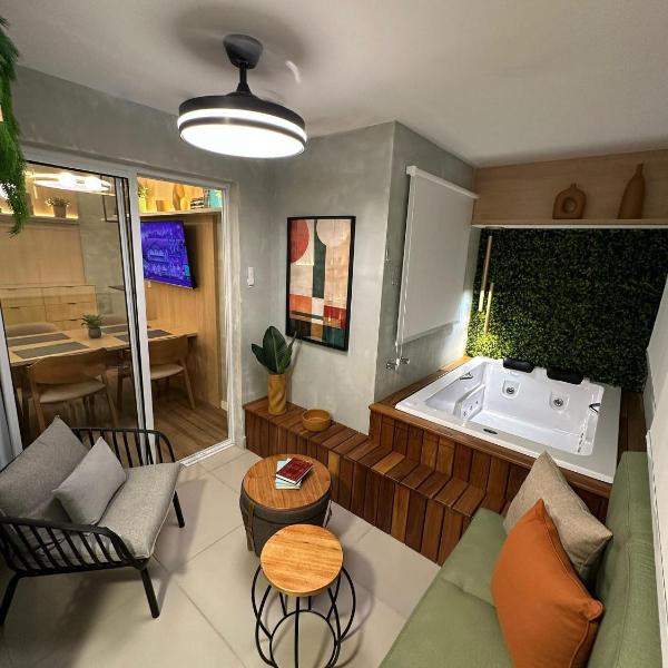 Refúgio romântico com Jacuzzi só sua! Espumante de cortesia!