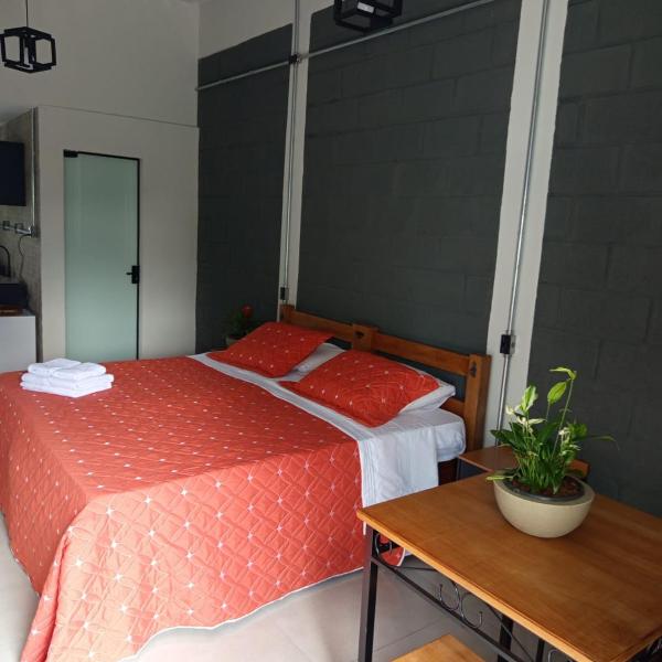 FLAT 1 Jardim Serrano - CASAL Wi-Fi Estacionamento SMART TV