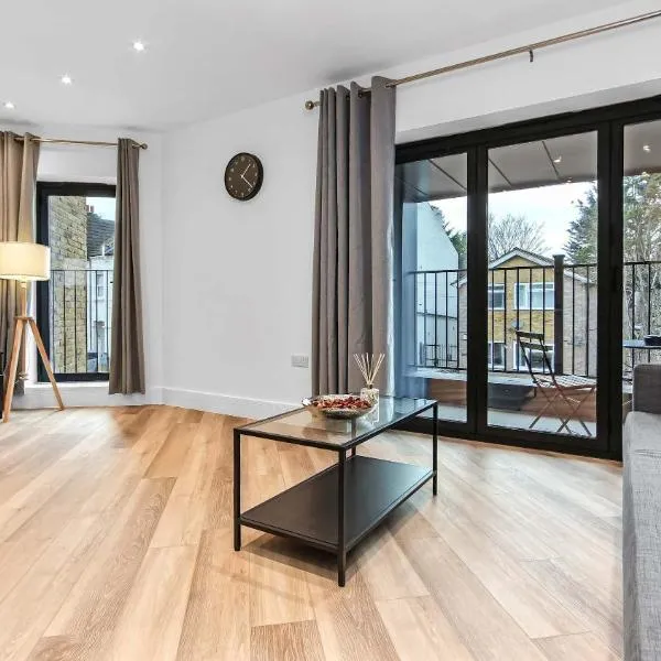 JD Apartments Skyview 1BR, hotel in South Norwood