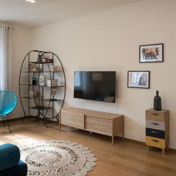 Casa Flora, hotel in Savigliano