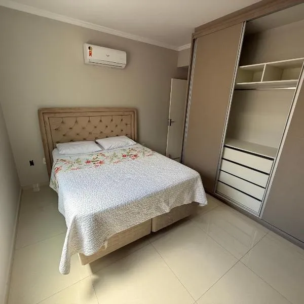 Bella Casa Suites, hotel v destinaci Itapema