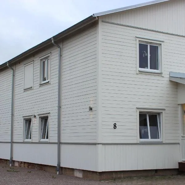 Badhusgatan 8, hotel v destinaci Borgholm