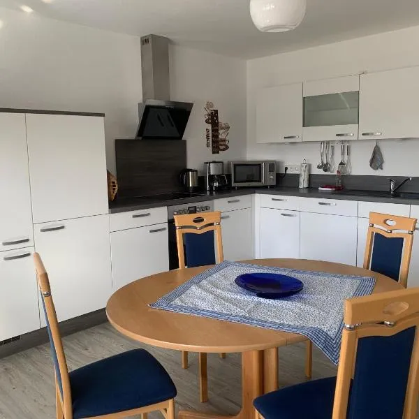 Ferienwohnung Fliederweg, ξενοδοχείο σε Schlitz