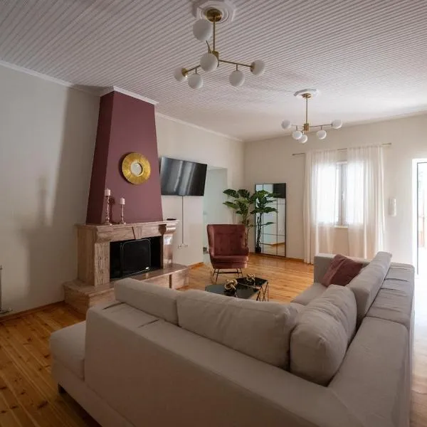 Tsagris Guest House, hotel a Aigio