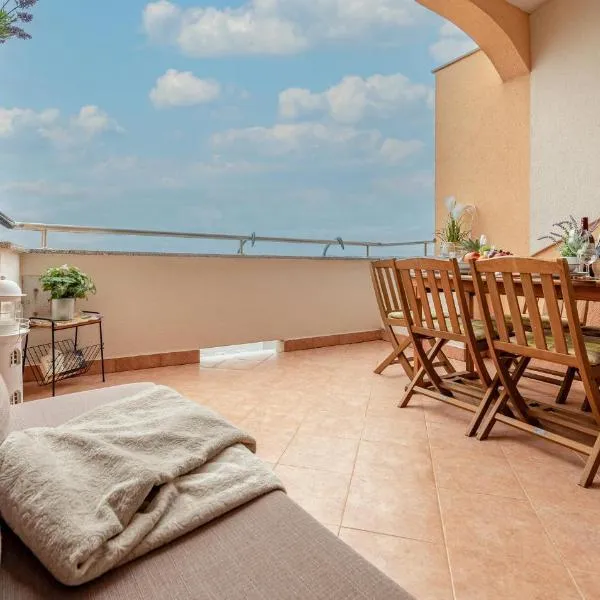 Stunning Apartment In Povljana, khách sạn ở Povljana