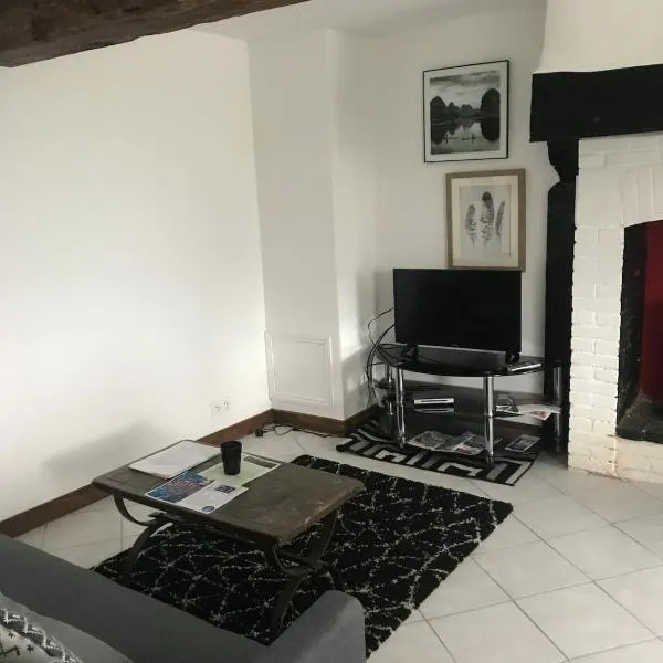 Charming Gite in the Normandy countryside, hotel di Saint-Mars-dʼÉgrenne