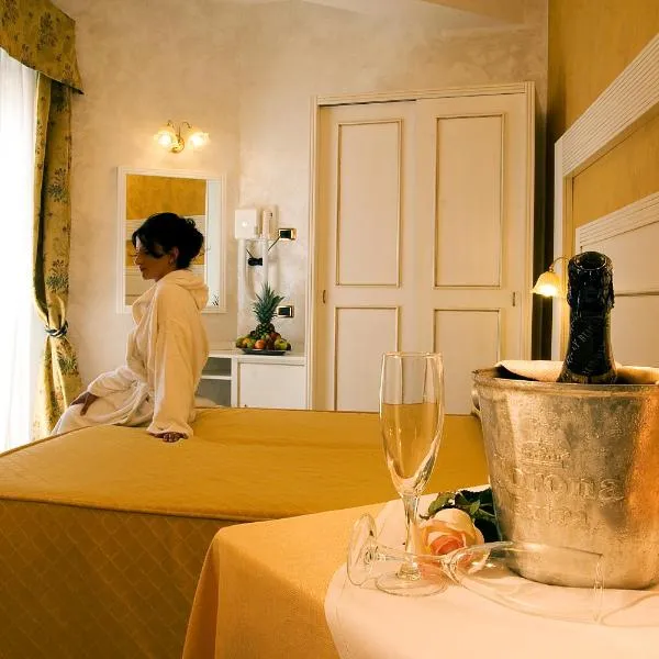 ホテル ディプロマット パレス（Hotel Diplomat Palace）、リミニのホテル