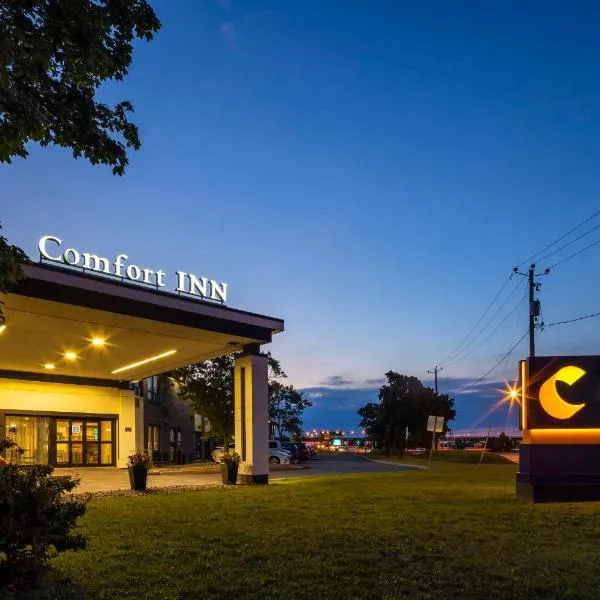 Comfort Inn Montreal Aeroport, hotel v destinaci Pointe-Claire