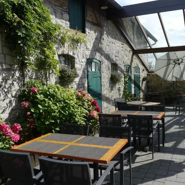 L'Appart - New Appartement - Free Parking - Self Check-in - Terrasse, hotel in Eynatten