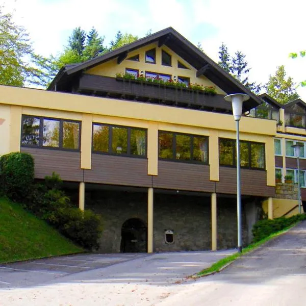 Hotel Holl, hotel a Schongau