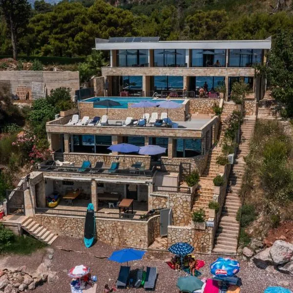 Viesnīca Suites Castello pilsētā Bara