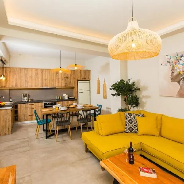 Ekaterini Luxury House, hotel in Lefkogeia