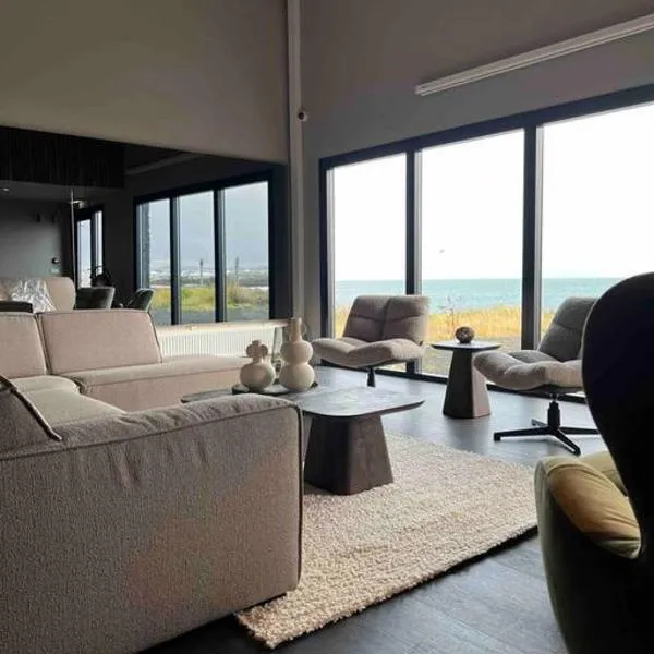 Ocean View Suite, hotell sihtkohas Ytri-Njarðvík