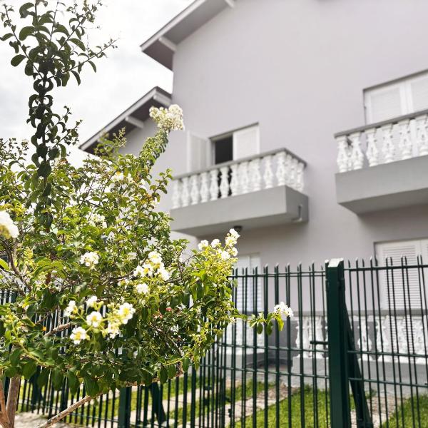 Flat duplex localização espetacular 2 quadras da praia - Foto 5