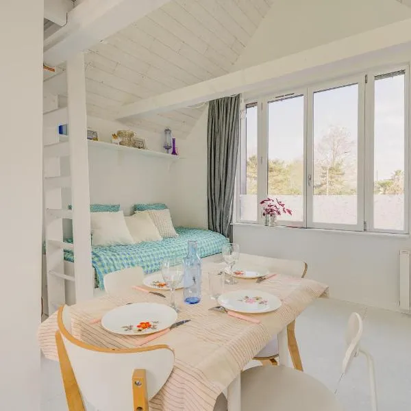 Appartement et terrasse Dinard 4p, hotel v destinaci Dinard