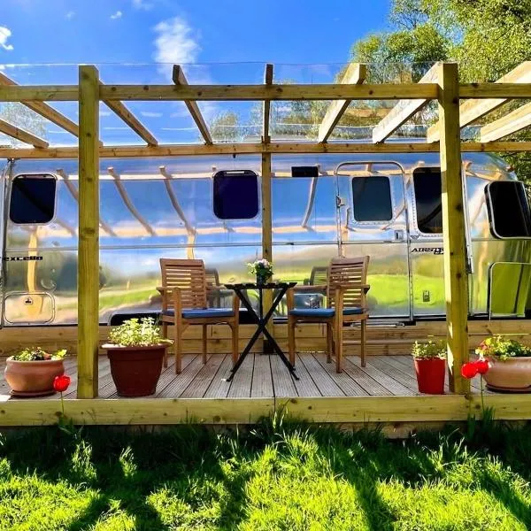 Bonny Airstream, Hotel in Inver Mallie