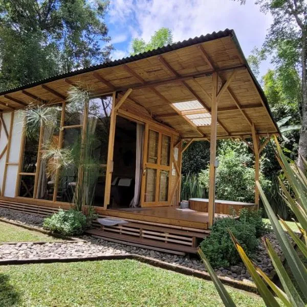 Exclusivo Cocora con Jacuzzi Salento Quindio, hotel v destinaci Salento