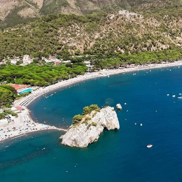 Gli Anelli di Saturno, hotel v destinaci Marina di Camerota
