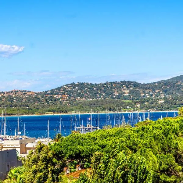 Splendide Appartement Vue Mer, hotel in Cavalaire-sur-Mer