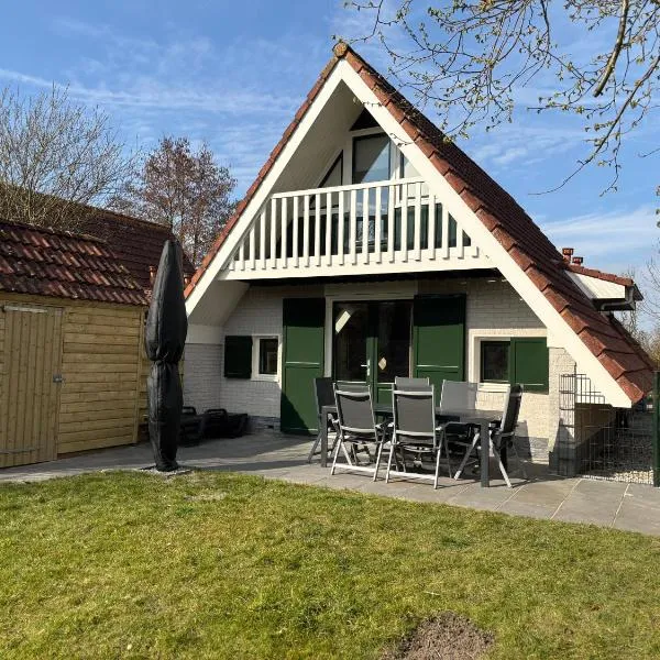 Vakantiehuis nr 165 Lauwersmeer met sauna, hotelli kohteessa Anjum