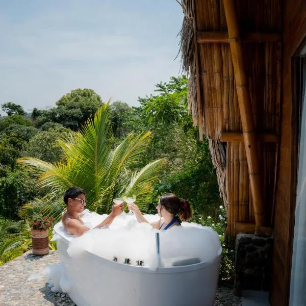 Ecohabs Bamboo Parque Tayrona - Dentro del PNN Tayrona, hótel í El Zaino