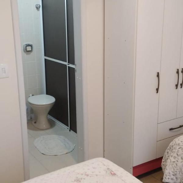 apto 50mts da praia 2 quartos para 6 pessoas - Foto 3