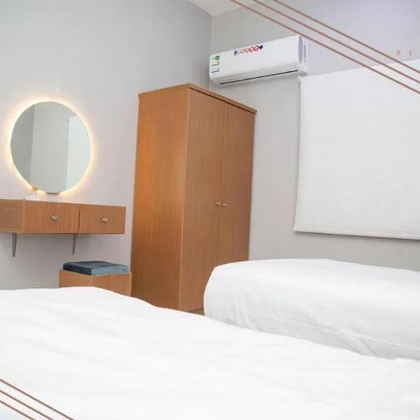 skoon rest hotel, hotel di Hafr Al Baten