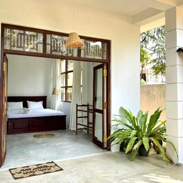 Sea Breeze Bay, hotel v destinaci Ahangama