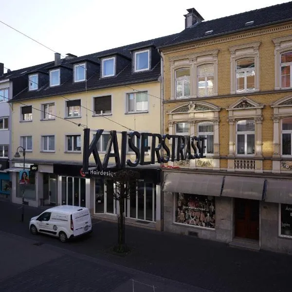 3BR - City Apartments - Kitchen - 10 min to ICE, hotel in Siegburg