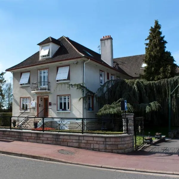 Montcresson에 위치한 호텔 Belvedere Montargis Amilly