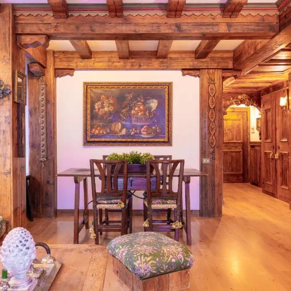 Cortina City Center Alpine Apartment with Private Garage, hotel en Cortina dʼAmpezzo