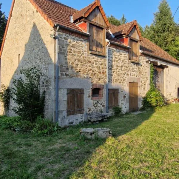 Gîtes du breuil, hotel v destinácii Clugnat