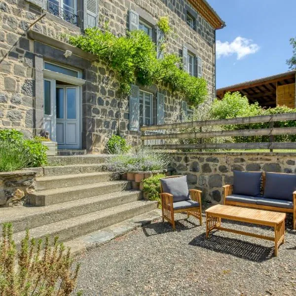 Les Jardins d'Anna - Chambres d'hôtes, hotel v destinaci Tapon