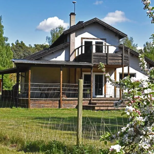 Exklusivt boende intill skog, nära naturreservat, hotel v destinaci Löddeköpinge
