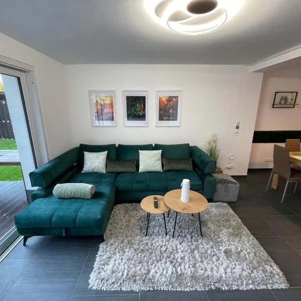 Ferienhaus an der Drover Heide, khách sạn ở Vettweiß