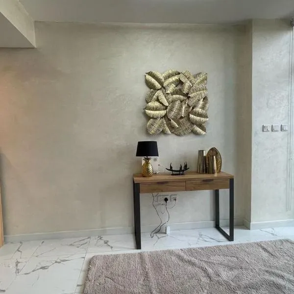 Luxury Canal View Apartment Near Yas Island DABAS1, hotel v destinaci Abu Dhabi