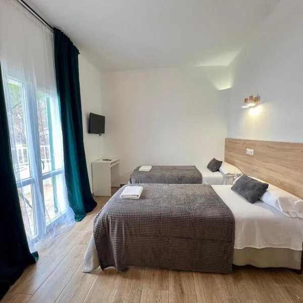 Hostal Oasis Dor – hotel w mieście Cala d´Or