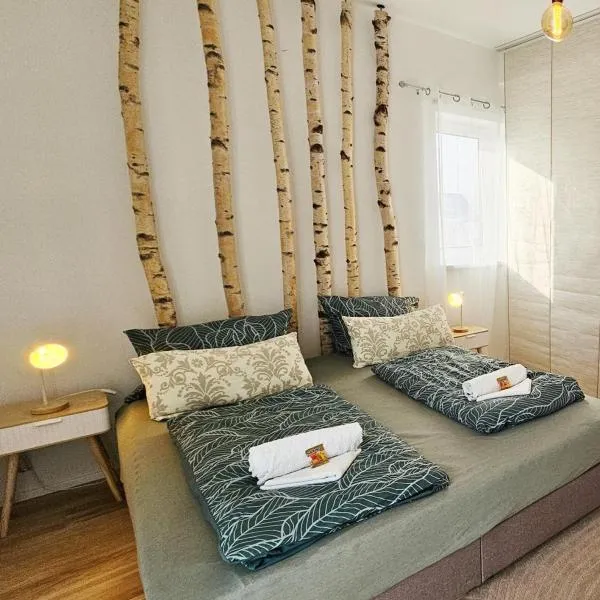 Traumschlösschen EG, hotel v destinaci Nossen