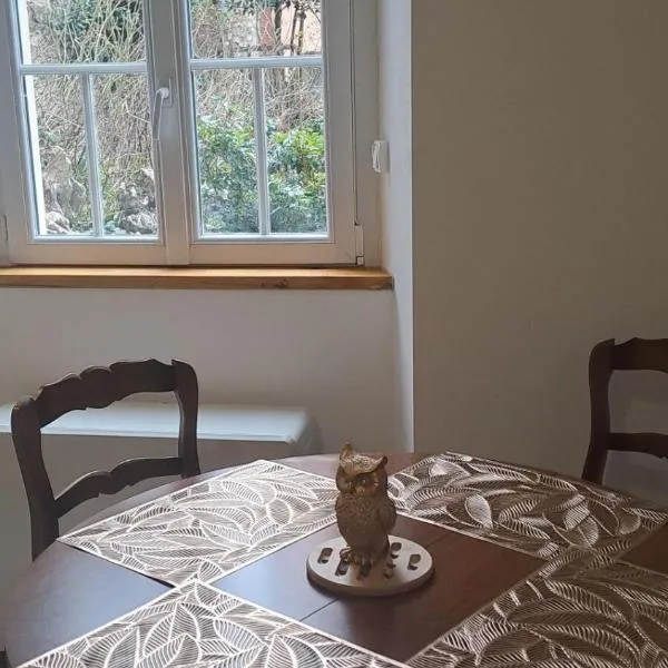 Appartement calme, lumineux, 4 personnes, parking, hotel v destinaci Mende