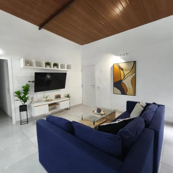 APARTAMENTOS MALPAÍS, hotel in Los Barros