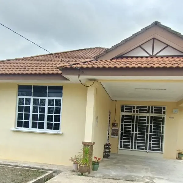 nearby umt unisza hosza litar gong badak airport chelong homestay kuala terengganu, khách sạn ở Kampong Bukit Berangan