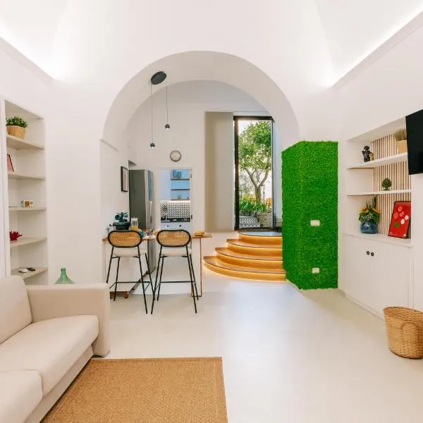 YourHome - La Casa Nuova Luxury Room & Apartment, hotel in Meta