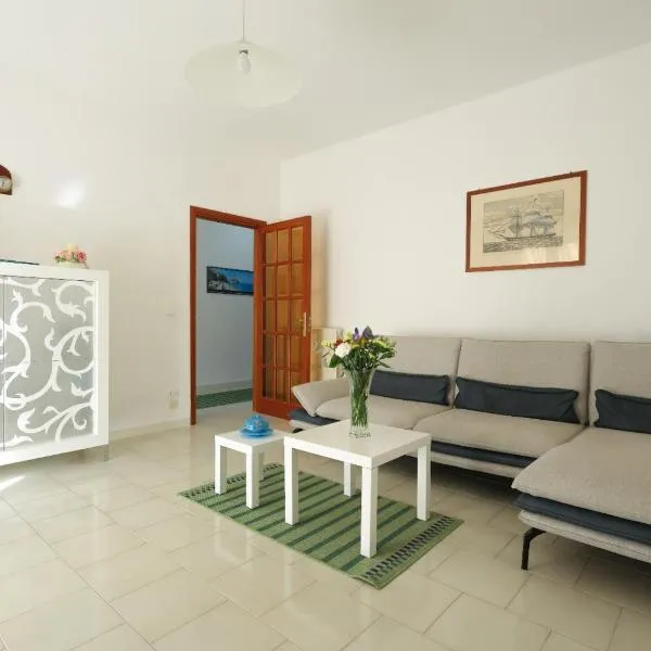 Casa Numea - free parking, hotel in Tropea
