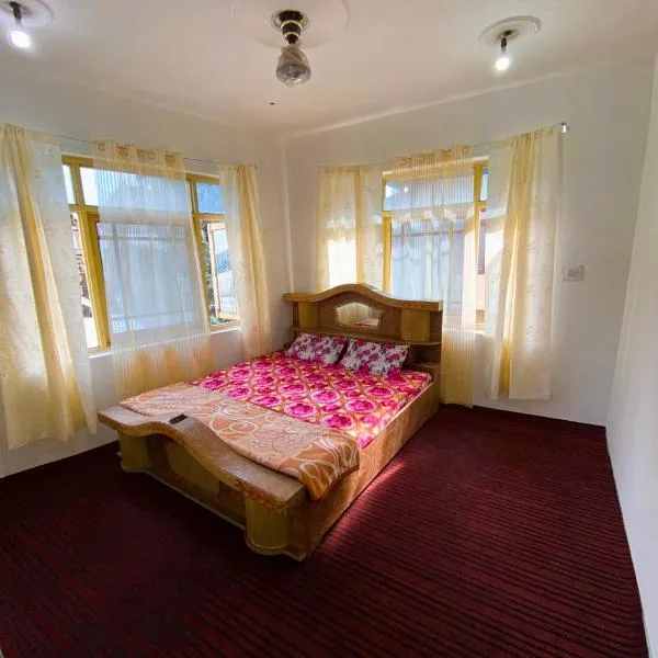 Adeel Homes, hotel v destinaci Šrínagar
