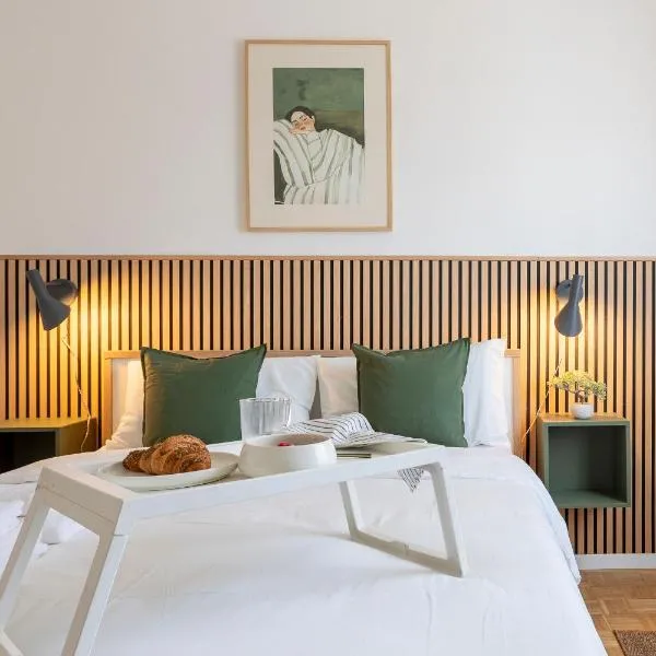 Yesclusive Apartment, parcheggio gratuito, Wi-Fi, vicino M4 Navigli, Humanitas, Forum Assago, hotel in Buccinasco