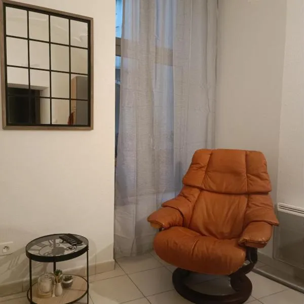 L'appartement au fauteuil relax, hotel v destinaci Viviers