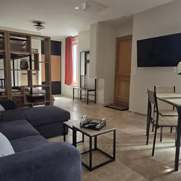 La Taupinière, hotel in Bourges