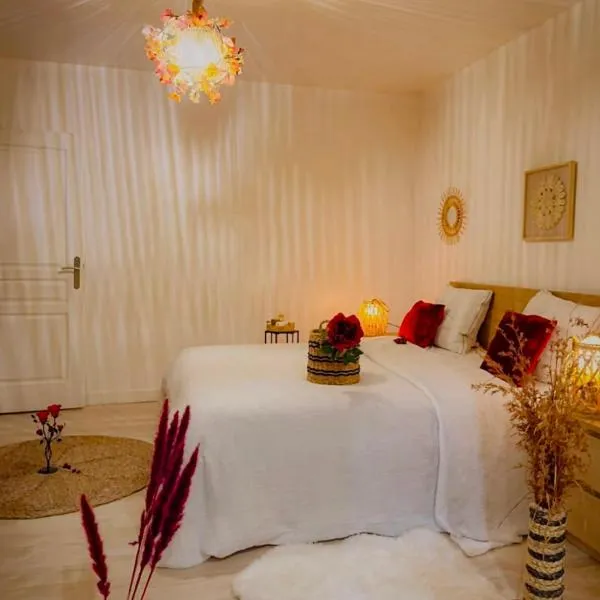 Jacuzzi BBQ Parking Maison Privée Confortable, hotel v destinaci Montbouy